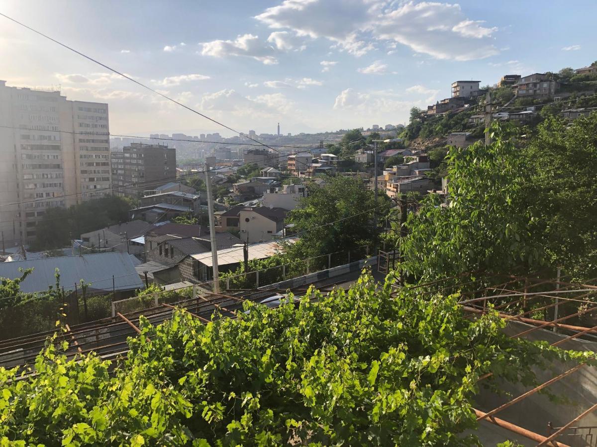 Hillside Guest House エレバン エクステリア 写真